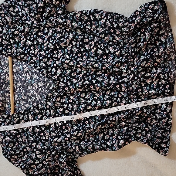 💥 ASSORTED COLOR OF DAISIES TOP BY TOPSHOP 💥 - Picture 10 of 12